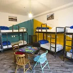 Neapolitantrips Premium Hostel