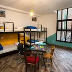 Neapolitantrips Premium Hostel